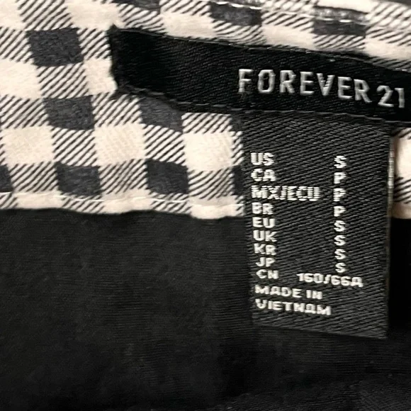 Forever 21 Black and White Gingham Belted Mini Skirt Size Small - Picture 2 of 9